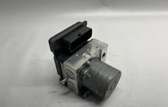 Jaguar XF X250 ABS Pump DX232C405BG DX232C405