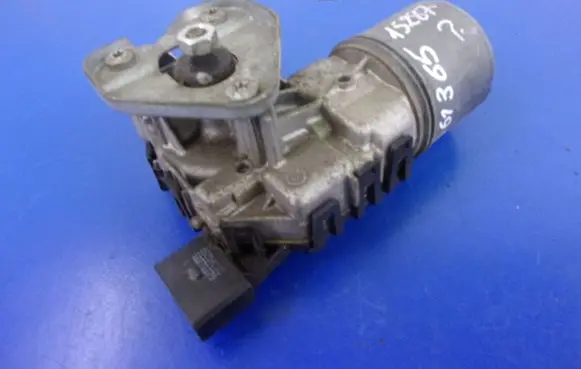Skoda Fabia Mk1 (6Y) Front wiper linkage and motor 6Q1955119A