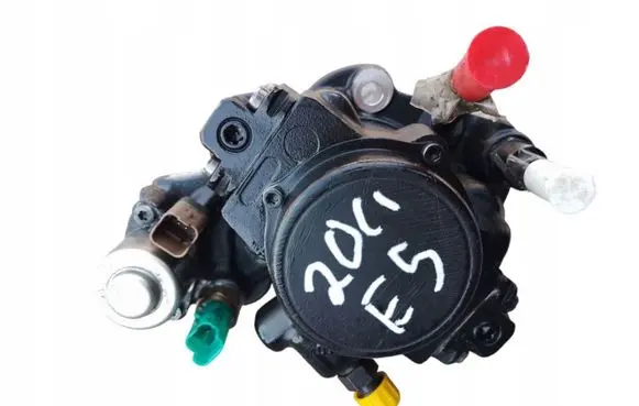 Ford Focus Fuel injection high pressure pump 9687959180