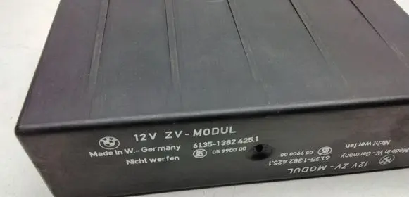 BMW 5 E34 Comfort/convenience module 13824251