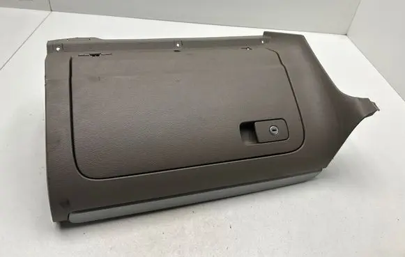 Volkswagen Golf VI Glove box 1K1857097CD 1K1857114AB
