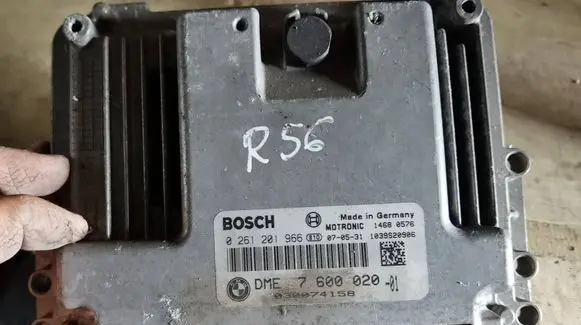 Mini One - Cooper Coupe R56 Engine control unit/module 0261201966 7600020