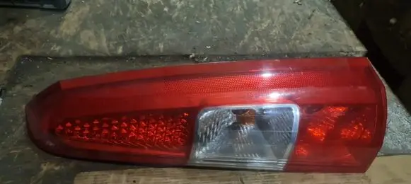Volvo XC70 Rear/tail lights