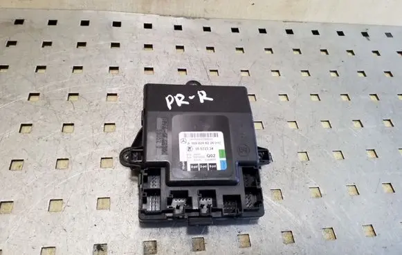 Mercedes-Benz A W169 Other control units/modules A1698208226