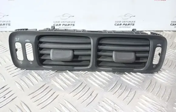 Volvo S70 V70 V70 XC Dash center air vent grill 9177528
