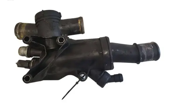 Thermostat/thermostat housing