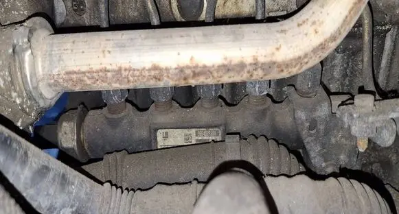 Ford Focus C-MAX Fuel main line pipe 9654592580