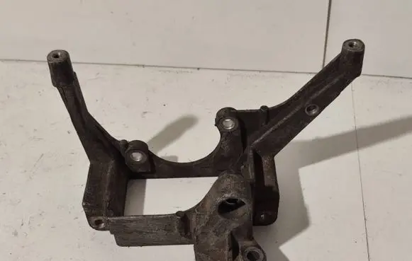 Audi A4 S4 B5 8D Power steering pump mounting bracket 078145383G 078145393G