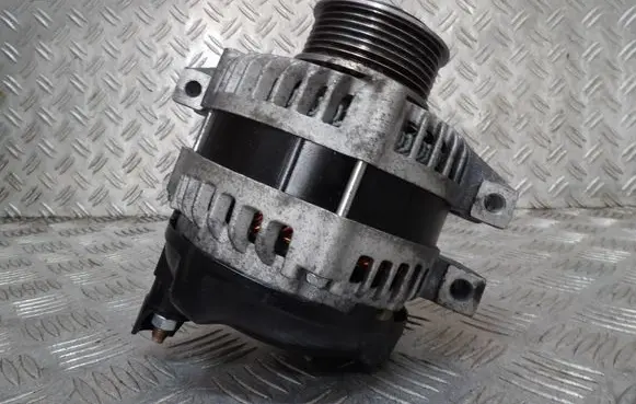 Honda CR-V Generator/alternator 