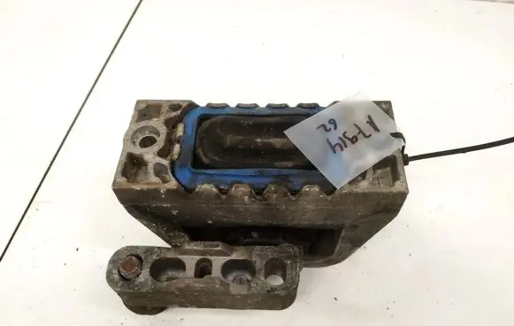 Volkswagen PASSAT B6 Engine mount bracket 1K0199262 1K0199262P