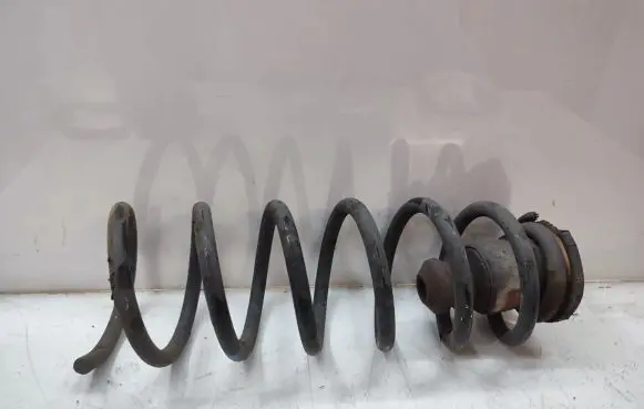 Peugeot 5008 Rear coil spring