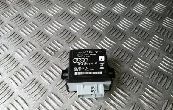 Audi A4 S4 B8 8K Light module LCM 8K5907357 00837914 00041011