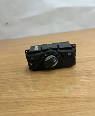 BMW X5 E70 Light switch 913472602 D5256