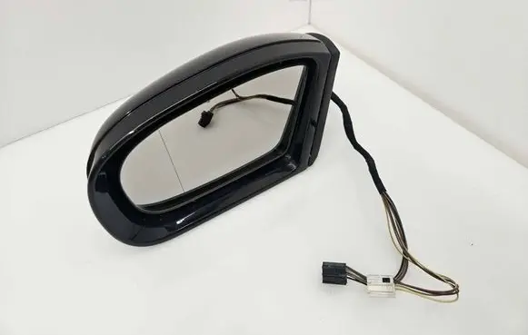 Mercedes-Benz C W203 Front door electric wing mirror 413133417