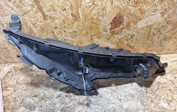 Nissan Juke I F15 Headlight part 