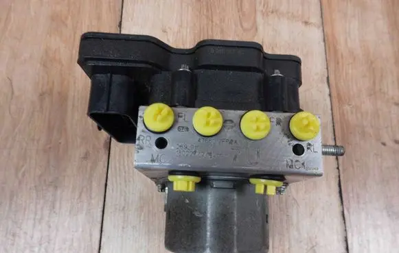 Nissan X-Trail T32 ABS Pump 476607FP2A 0265956531