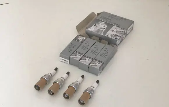 Audi A3 S3 8L Spark plug 03C905601