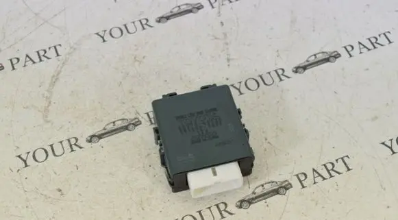 Lexus RX 330 - 350 - 400H Door central lock control unit/module 8597048020