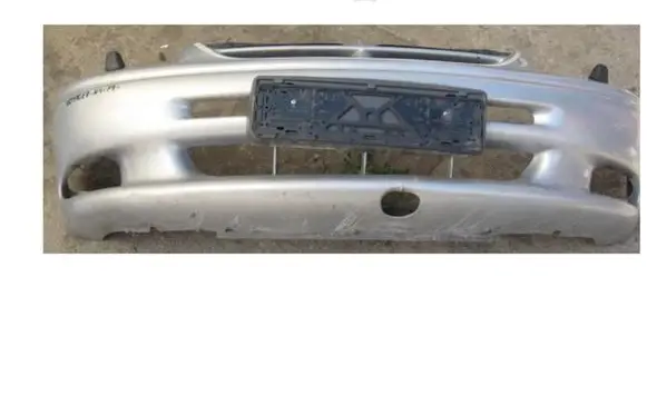 Chrysler Voyager Front bumper 46768461