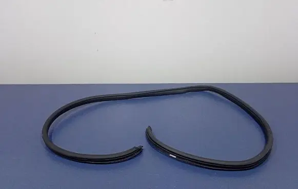 KIA Picanto Front door rubber seal 