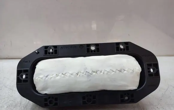 Land Rover Discovery Sport Passenger airbag FK72044A74AB 0589P1000149