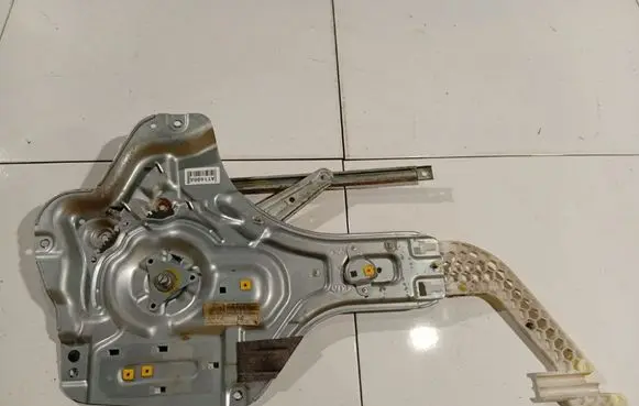 KIA Cerato Sliding door window regulator with motor 834702F050