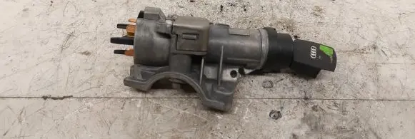 Audi A6 S6 C5 4B Ignition lock 4B0905851G