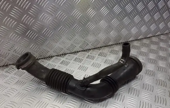 Honda Civic Air intake hose/pipe