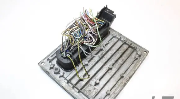 Ford C-MAX I Engine control unit/module 7M5112A650AFD