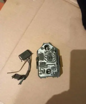 Volkswagen Vento Tail light bulb cover holder 1H5945257