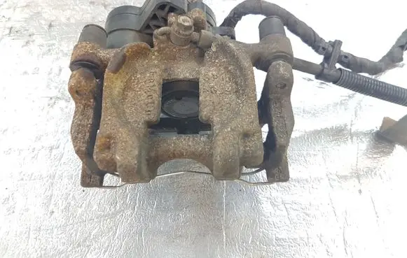 Ford Fusion II Rear brake caliper DG9C2D250G DG9T2B254AH