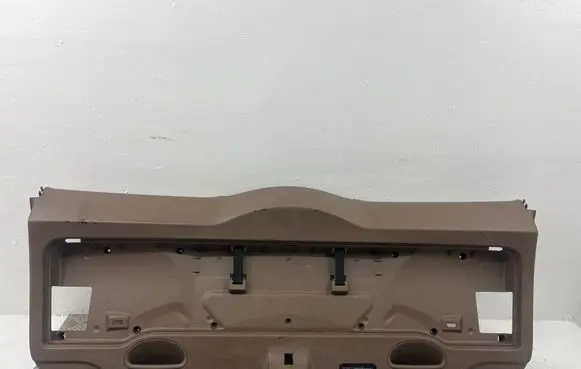 BMW 5 E60 E61 Tailgate trim 7061394 52850610