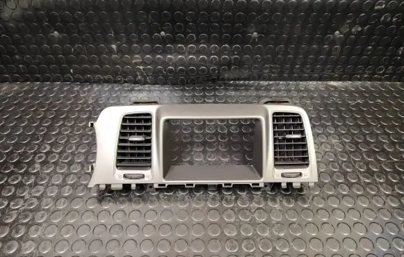 Nissan Murano Z51 Dash center air vent grill