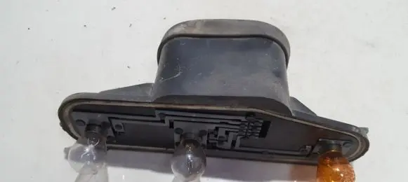 Renault Espace III Tail light bulb cover holder