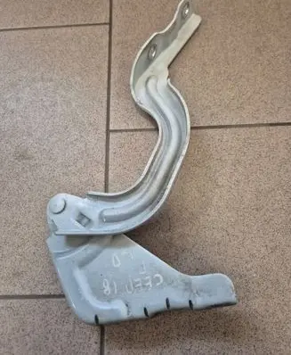 KIA Ceed Engine bonnet/hood hinges 
