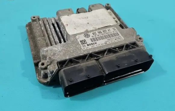 Volkswagen Scirocco Engine control unit/module ECU 03C906027AT IMPRK1570737