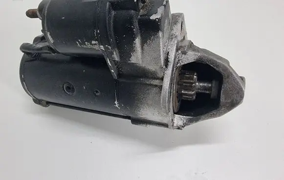 Audi A4 S4 B5 8D Starter motor 068911024E