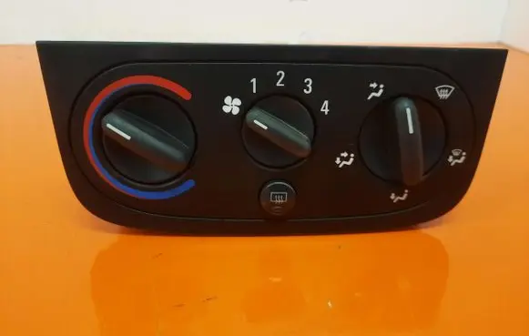 Opel Corsa C Climate control/heater control trim 