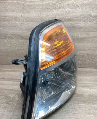 Hyundai H-1, Starex, Satellite Headlight/headlamp