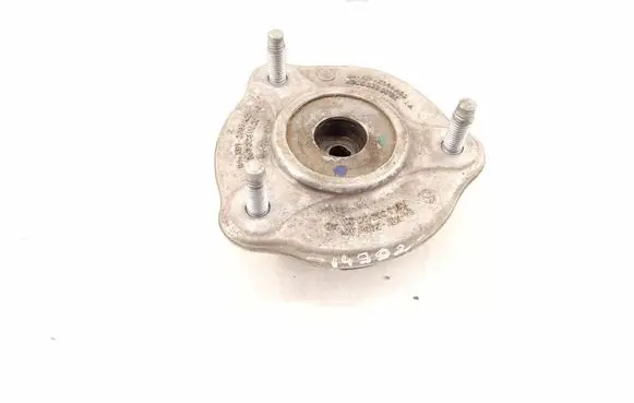 Mercedes-Benz C W205 Front upper strut mount 2533230020 2053230020