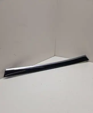 BMW 5 F10 F11 Dashboard glove box trim 7225548