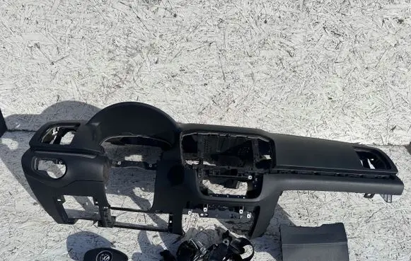 Volkswagen Sharan Dashboard glove box trim 