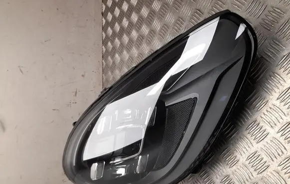 Porsche Cayenne (92A) Headlight/headlamp 7P5941774K