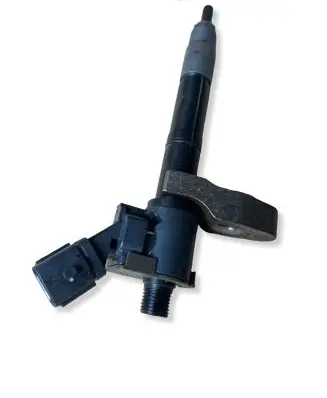 Volvo XC60 Fuel injector 2370010