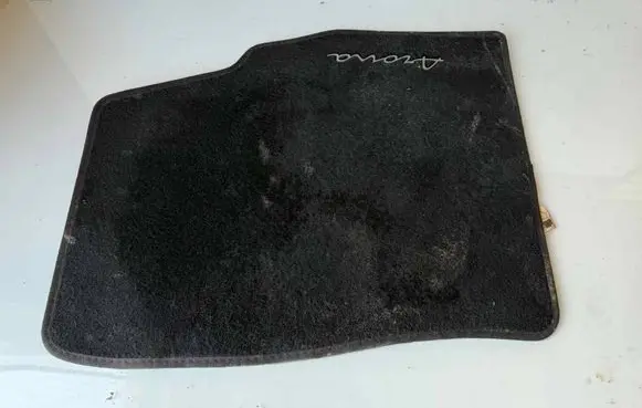 Seat Arona Front floor mat 6F9061675J