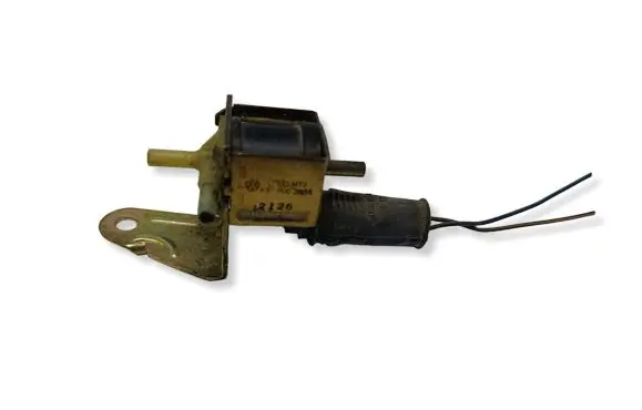 Audi A6 S6 C4 4A Turbo solenoid valve 437906283A
