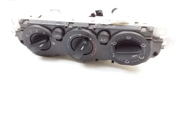 Ford Focus Climate control unit 7M5T19980AA 69607336 69607003