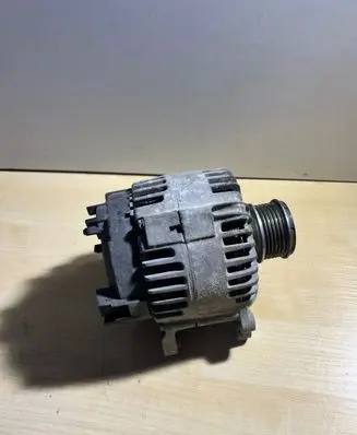 Skoda Octavia Mk2 (1Z) Generator/alternator 06F903023C 2542695F 107203436