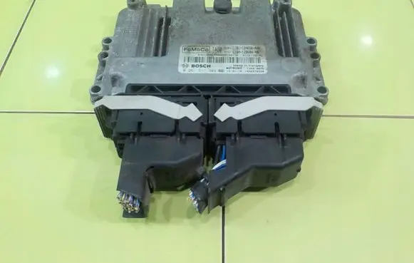 Ford Fiesta Engine control unit/module C1B112A650AAA