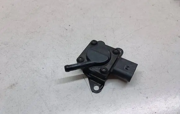 BMW 5 E60 E61 Exhaust gas pressure sensor 7808013